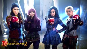 Descendants 2 (2017)