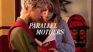 Parallel Mothers (Madres paralelas) (2021)